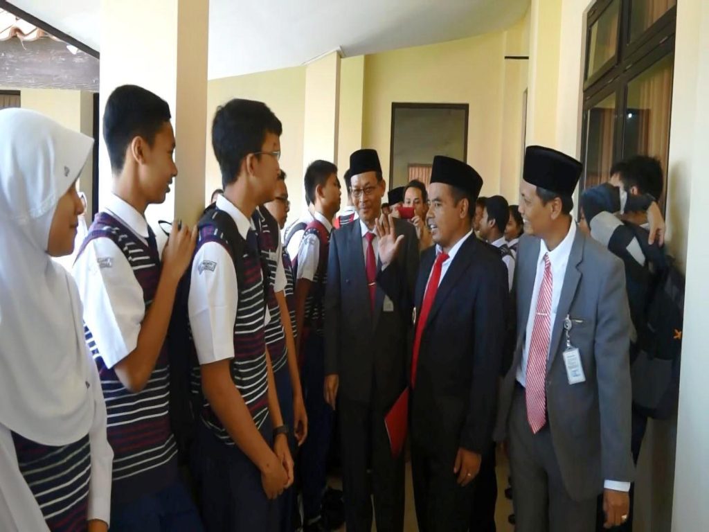 UN SMP di Purbalingga Lancar, Bupati Targetkan Nilai UN Tertinggi di Jateng