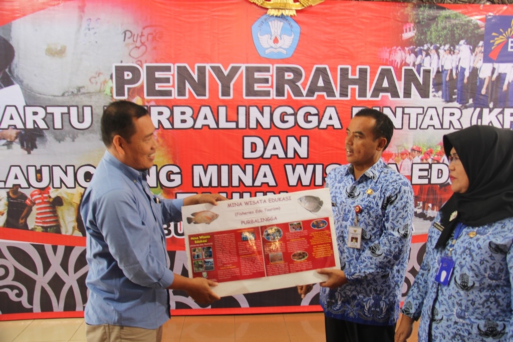 Launching Mina Wisata Edukasi, Ajak Gemar Makan Ikan Sejak Dini