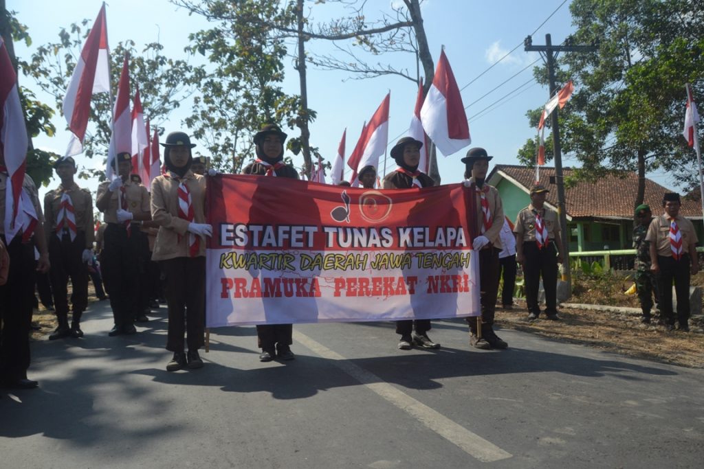 Estafet Tunas Kelapa Kwarda Jateng Diterima di Desa Karanggedang Bukateja