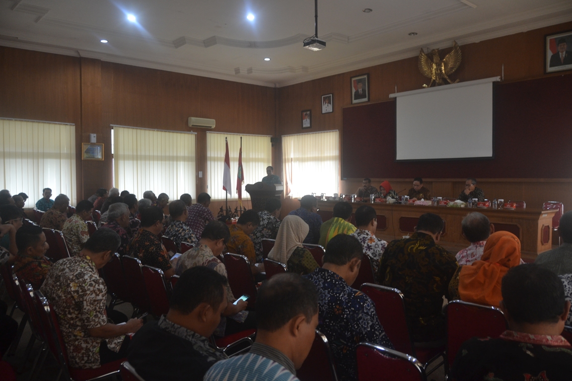 Plt Bupati Tiwi Tegaskan : Penataan Jabatan No Transactional