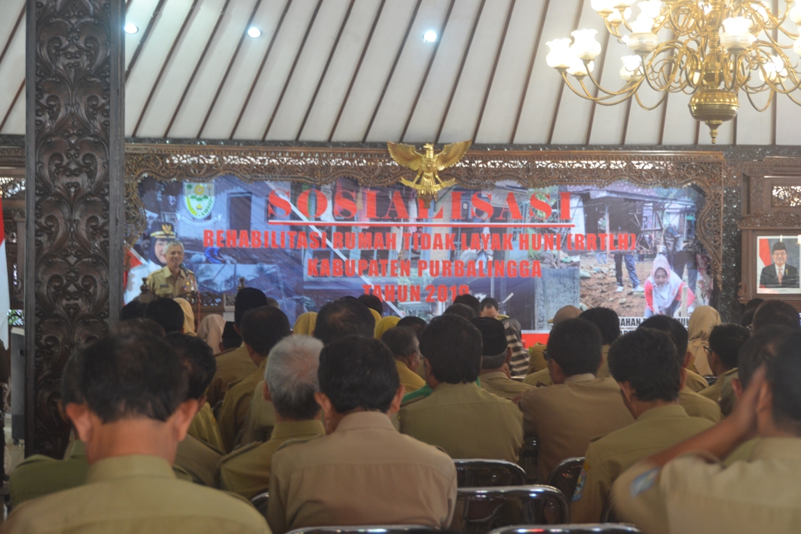 Tiga Tahun Pemerintahan Bupati Tiwi Terealisasi Rehab 11.813 RTLH