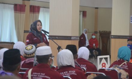 Bupati Tiwi Jemput Jamaah Haji Purbalingga di Donohudan