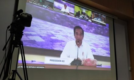 Presiden Jokowi : Daerah Tak Paksakan Adaptasi Kebiasaan Baru Tanpa Perhatikan Data Sains