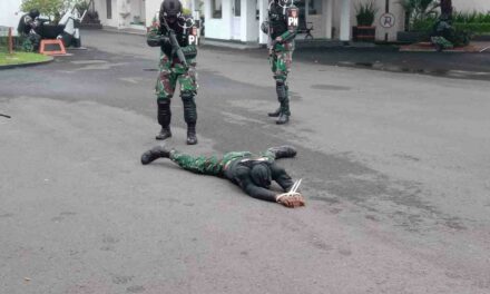 Dini Hari, TNI Bersenjata Lengkap Beroperasi di Jantung Kota Purbalingga. Ada Apa?