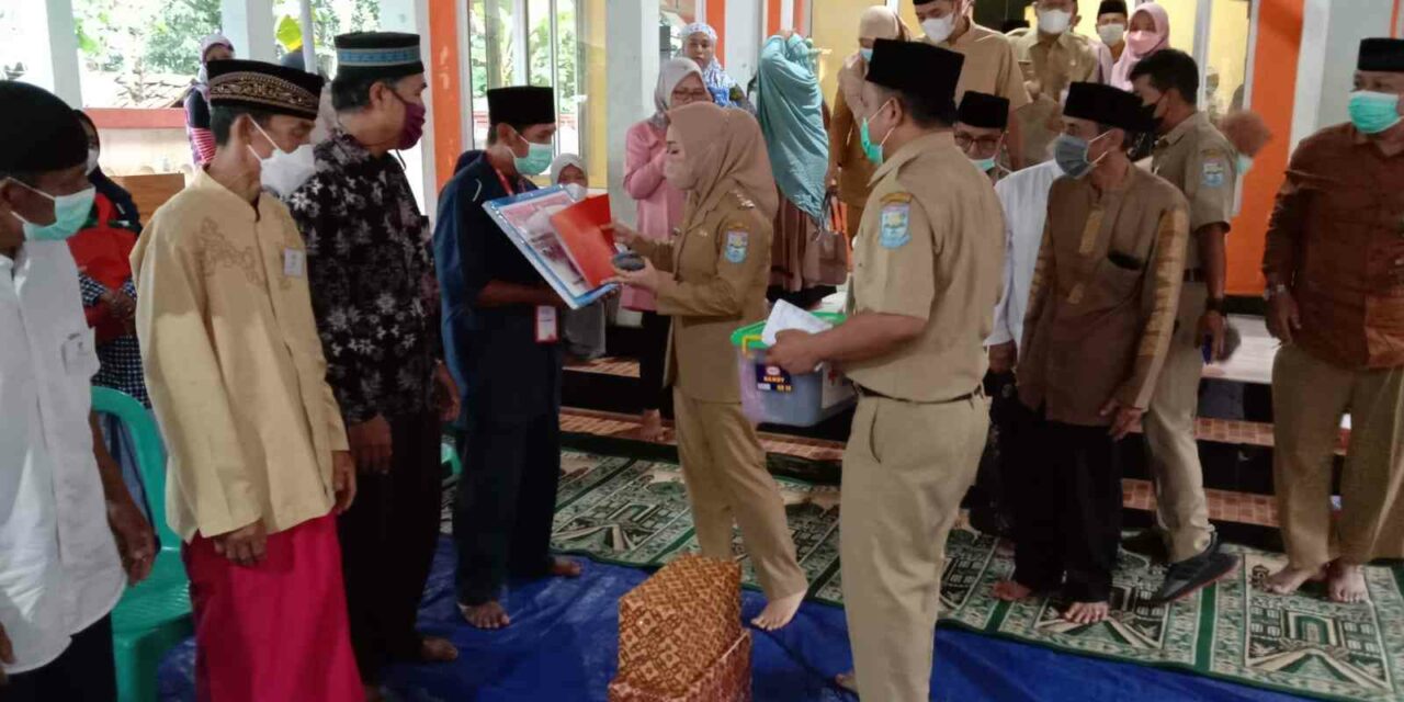Bupati Akan Bantu Ruang Serba Guna Masjid Uswatun Khasanah Sidanegara