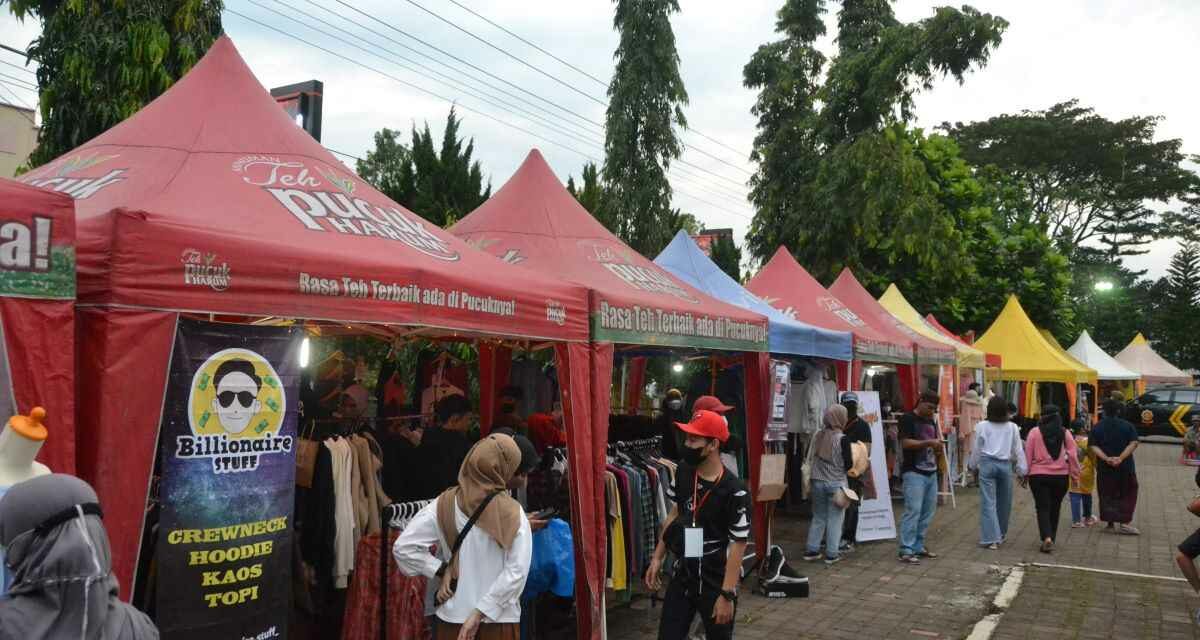30 Pelaku Usaha Ramaikan Ramadhan Thrift di Taman Kota Usman Janatin