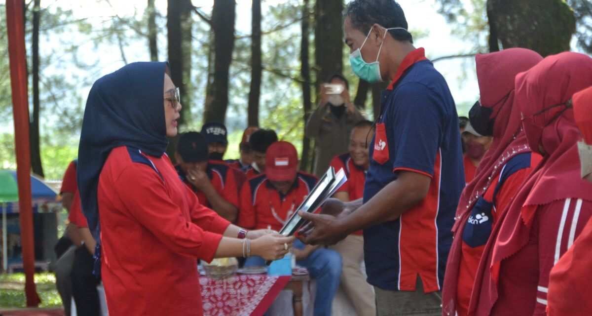 Peringati Harganas 2022, Bupati Tiwi Ingatkan Hindari “4 Terlalu”