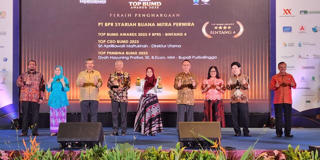Selamat, Bupati Tiwi dan Dua BUMD Raih Penghargaan TOP BUMD Award 2023