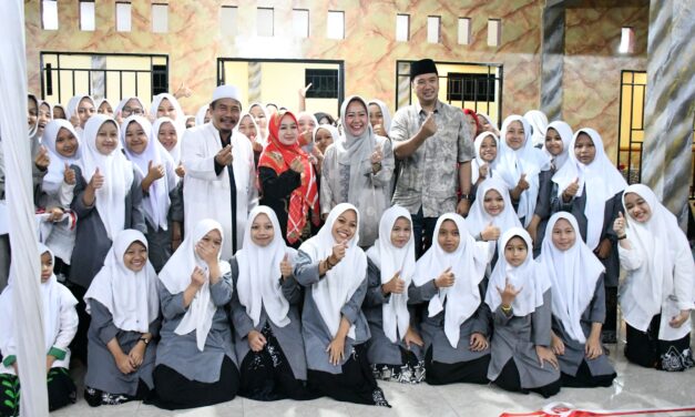 Bupati Tiwi Resmikan Pondok Pesantren Nurudholam Candinata
