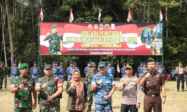 Gotong Royong Warga Desa Karangasem, TNI Dan Pemda Purbalingga Buka Akses Jalan Ke Desa Adiarsa