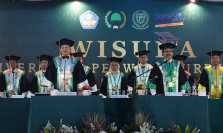Gelar Wisuda Perdana, Pemkab Sambut Baik Lulusan Universitas Perwira Purbalingga