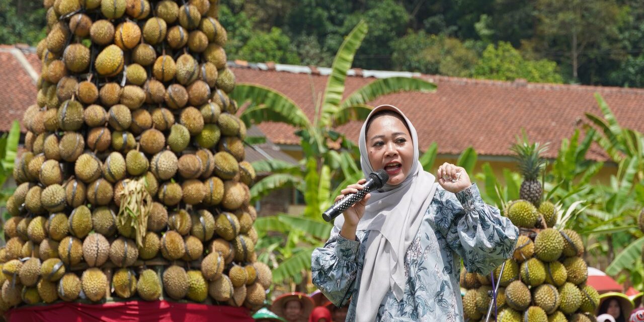 Festival Durian Bumi Soedirman, Bupati Tiwi: Angkat Potensi Pertanian dan Pariwisata