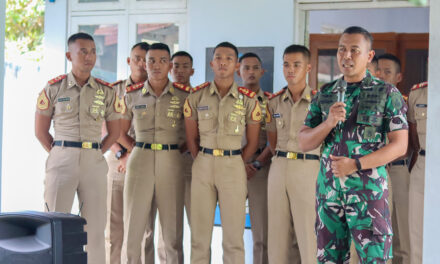 13 Taruna Akademi Angkatan Laut Korps Marinir Napak Tilas Semangat Juang Usman Janatin