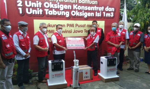 PMI Pusat Salurkan Bantuan Alat Konsentrator dari Palang Merah Singapura