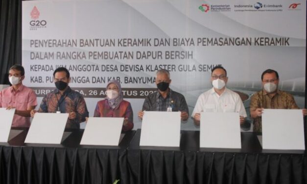 60 IKM Anggota Desa Devisa Kluster Gula Semut Dapat Bantuan Keramik