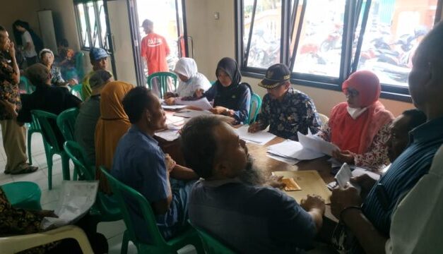 Lindungi Petani Penggarap, Pemdes Klapasawit Adakan Pembaruan kartu Tani