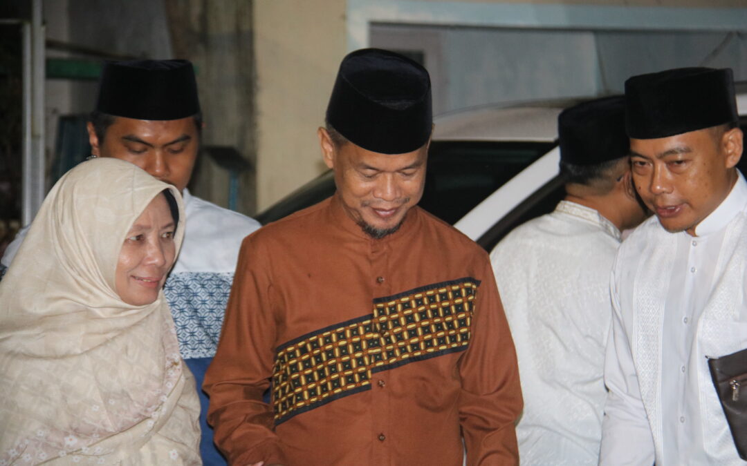 Tarawih Keliling di Tumanggal, Rofik Hananto Ajak Warga Dukung Program Bupati Purbalingga