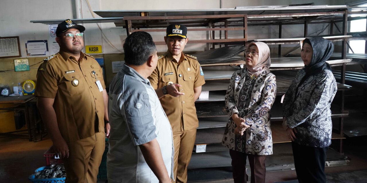 Majukan IKM Logam, Kabupaten Purbalingga Telah Miliki Material Center