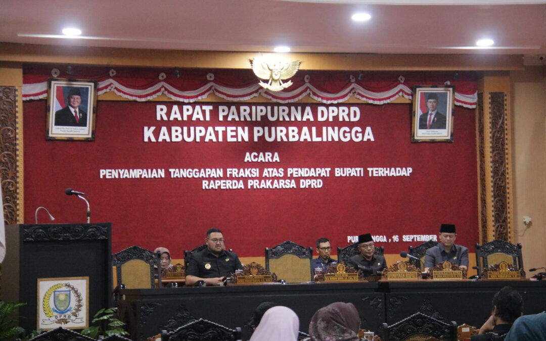 Fraksi DPRD Serahkan Tanggapan atas Pendapat Bupati terhadap 4 Raperda Prakarsa