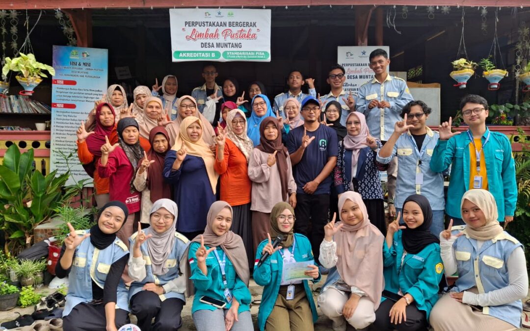PPK Ormawa UKMPR Kenalkan Pertanian Terpadu dan Digitalisasi Bank Sampah di Desa Muntang