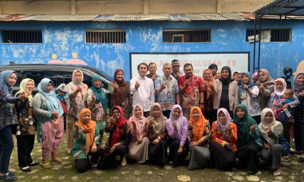 KemendukbanggaBKKBN Lakukan Monev Quick Win GENTING di Kecamatan Mrebet