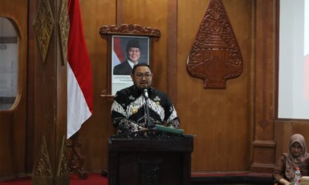 Ekonomi Purbalingga Tumbuh Stabil, Wabup Ingatkan TPID Antisipasi Lonjakan Harga Jelang Natal-Tahun Baru