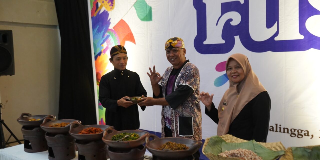 Sega Rejeng, Kuliner Khas Karangjengkol Diperkenalkan di Creative Fusion Festival 2025