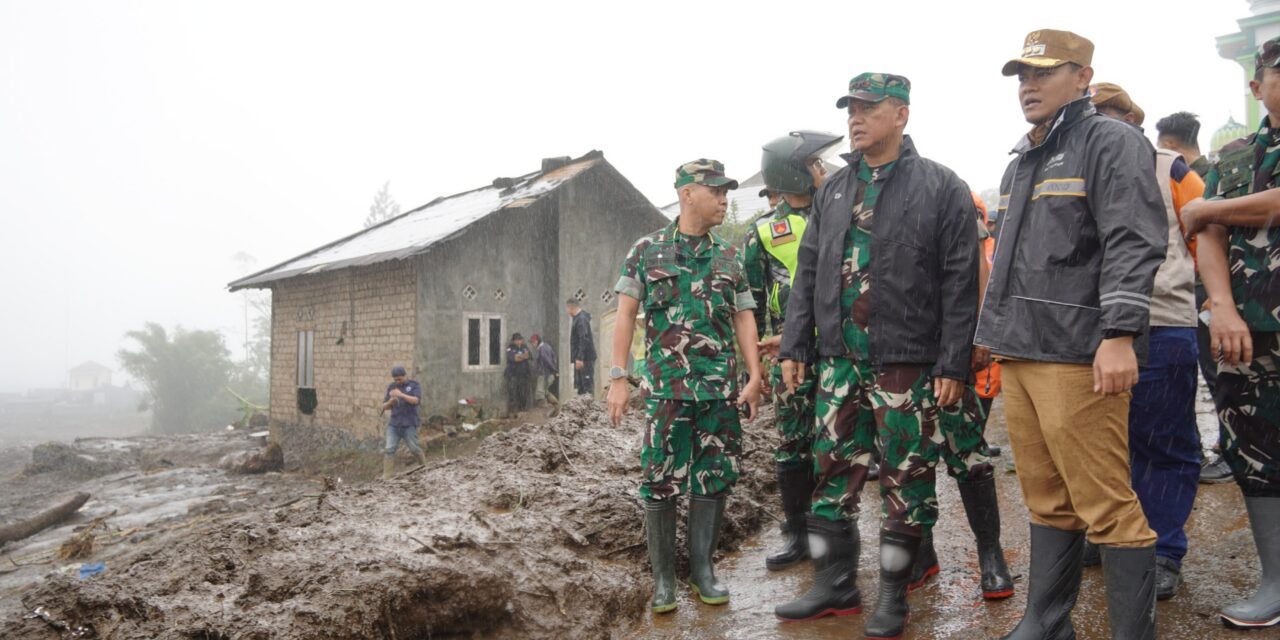 Ribuan Warga Terdampak Banjir dan Longsor, Pangdam IV/Diponegoro Pastikan Dukungan untuk Purbalingga