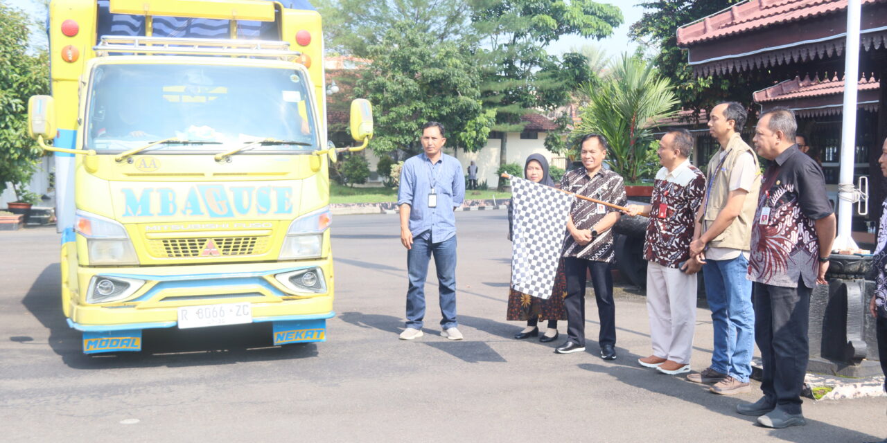 Pemkab Purbalingga Salurkan Bantuan Pangan Untuk Warga Karangjambu