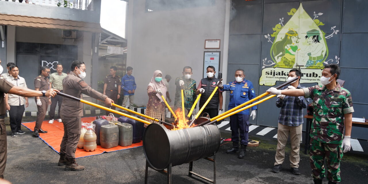 Ratusan Barang Bukti Dimusnahkan, Wujud Nyata Penegakan Hukum dan Perlindungan Masyarakat di Purbalingga