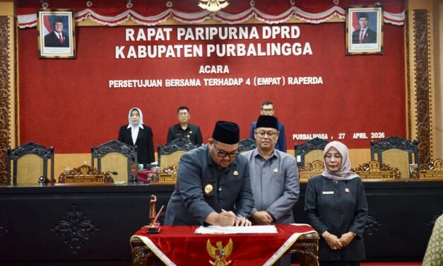 Persetujuan Empat Raperda, Komitmen Perkuat Layanan Publik di Kabupaten Purbalingga