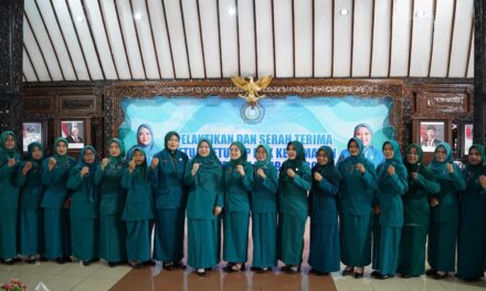 Syahzani Fahmi: Ketua TP PKK Kecamatan Harus Cepat Adaptasi dan Pastikan Program Berjalan Efektif