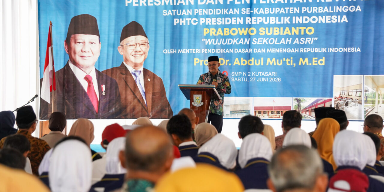 Mendikdasmen Resmikan Revitalisasi SD dan SMP di Purbalingga, Tekankan Pentingnya Membangun SDM Unggul