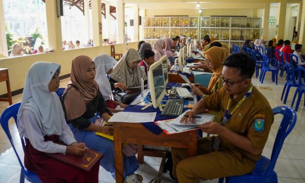 SPMB Purbalingga Dimulai, Orang Tua Apresiasi Pendaftaran Mudah dan Transparan