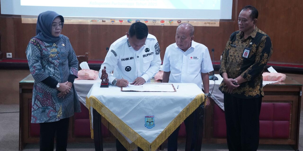 Bupati Purbalingga Serahkan 1,6 M Hasil Bulan Dana Kepada PMI Kabupaten Purbalingga