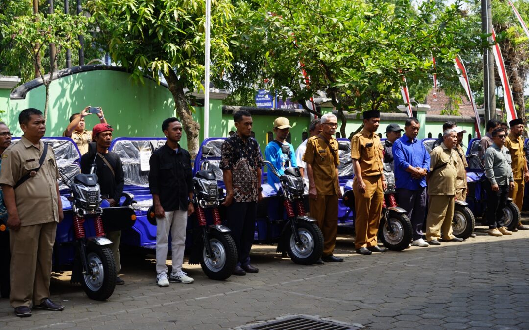Pemkab Purbalingga Bantu Kendaraan Listrik, Pengelola Sampah Kedungmenjangan Tak Lagi Andalkan Gerobak