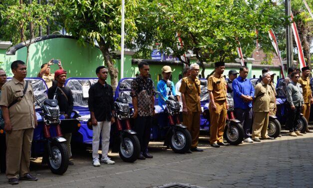 Pemkab Purbalingga Bantu Kendaraan Listrik, Pengelola Sampah Kedungmenjangan Tak Lagi Andalkan Gerobak